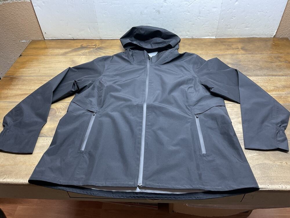 Athleta RainOut Traverse Jacket Womens Size XL Black Rain Coat